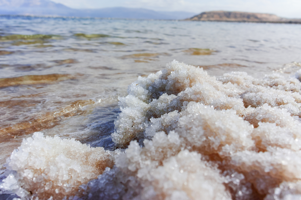 I sali del mar Morto hanno un effetto benefico sulla pelle