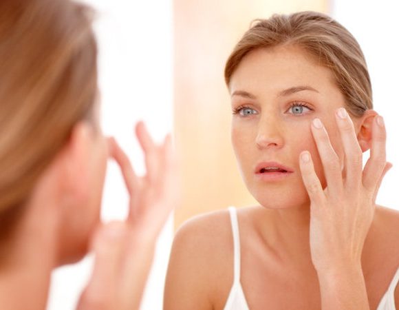 La crema viso idratante per l'estate che non fa sudare la pelle